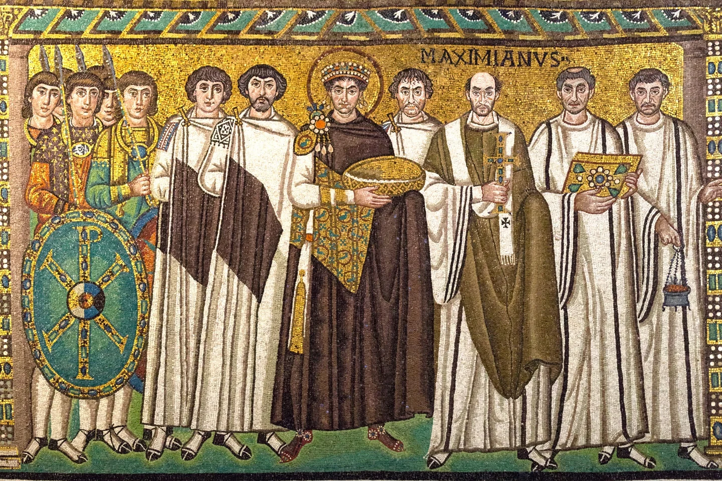 Justinian and his retinue — Unknown mosaic artists