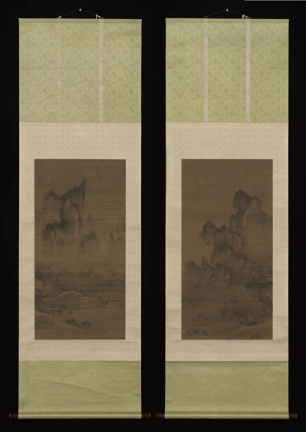 Evening bell from mist-shrouded temple (left); Autumn moon over Lake Dongting (right) — Unidentified painter in the style of An Gyeon